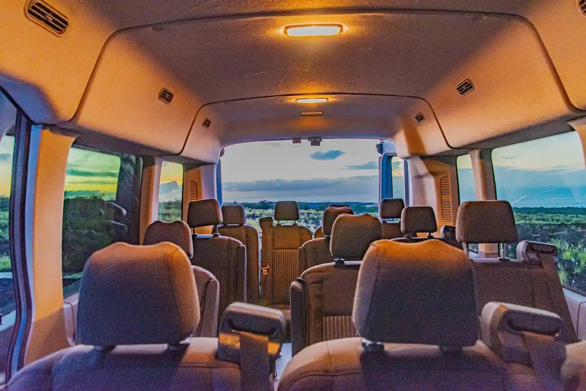 Ford Transit 350 XLT Med Roof interior photo 4