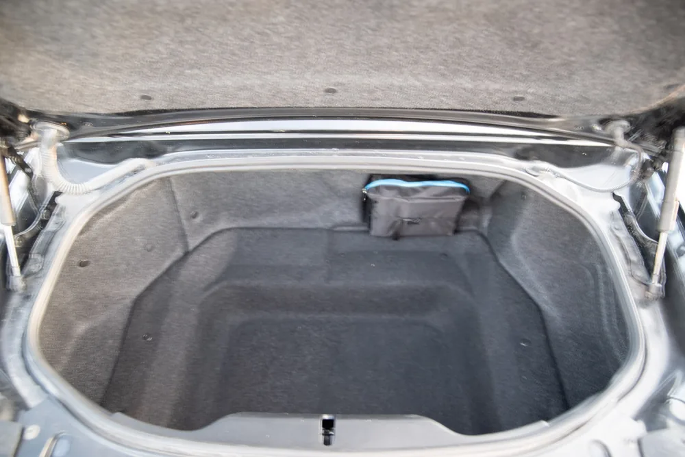 Fiat 124 Spider interior photo 4