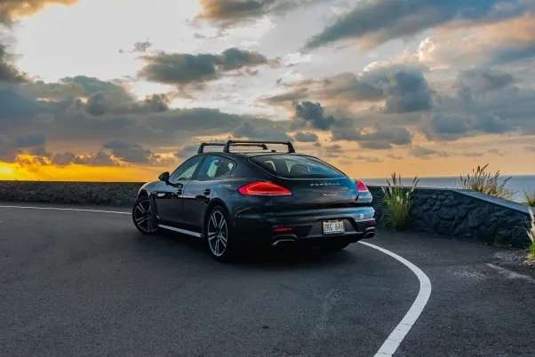 Porsche Panamera exterior photo 2