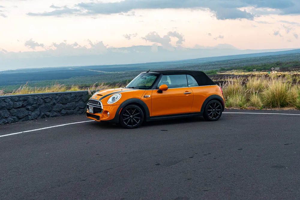 Orange Mini Cooper S exterior photo 2