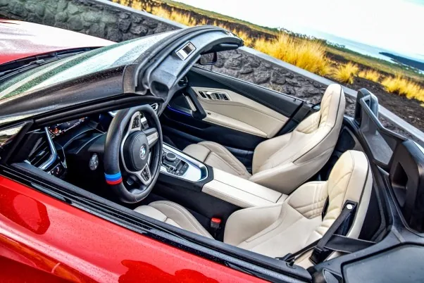 BMW Z4 interior photo 4