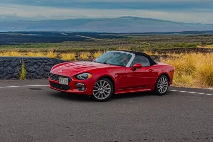 Fiat 124 Spider exterior photo 1