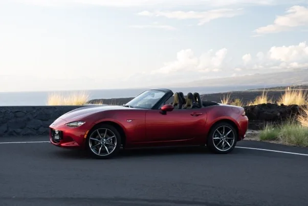 Mazda MX-5 Miata exterior photo 3