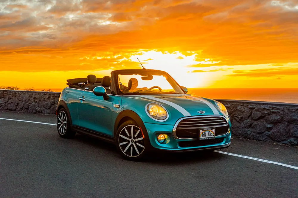 Teal Mini Cooper exterior photo 1