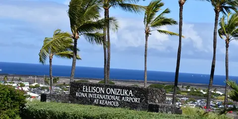 Kona International Airport entrance sign