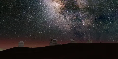 Milky Way over the Mauna Kea observatories