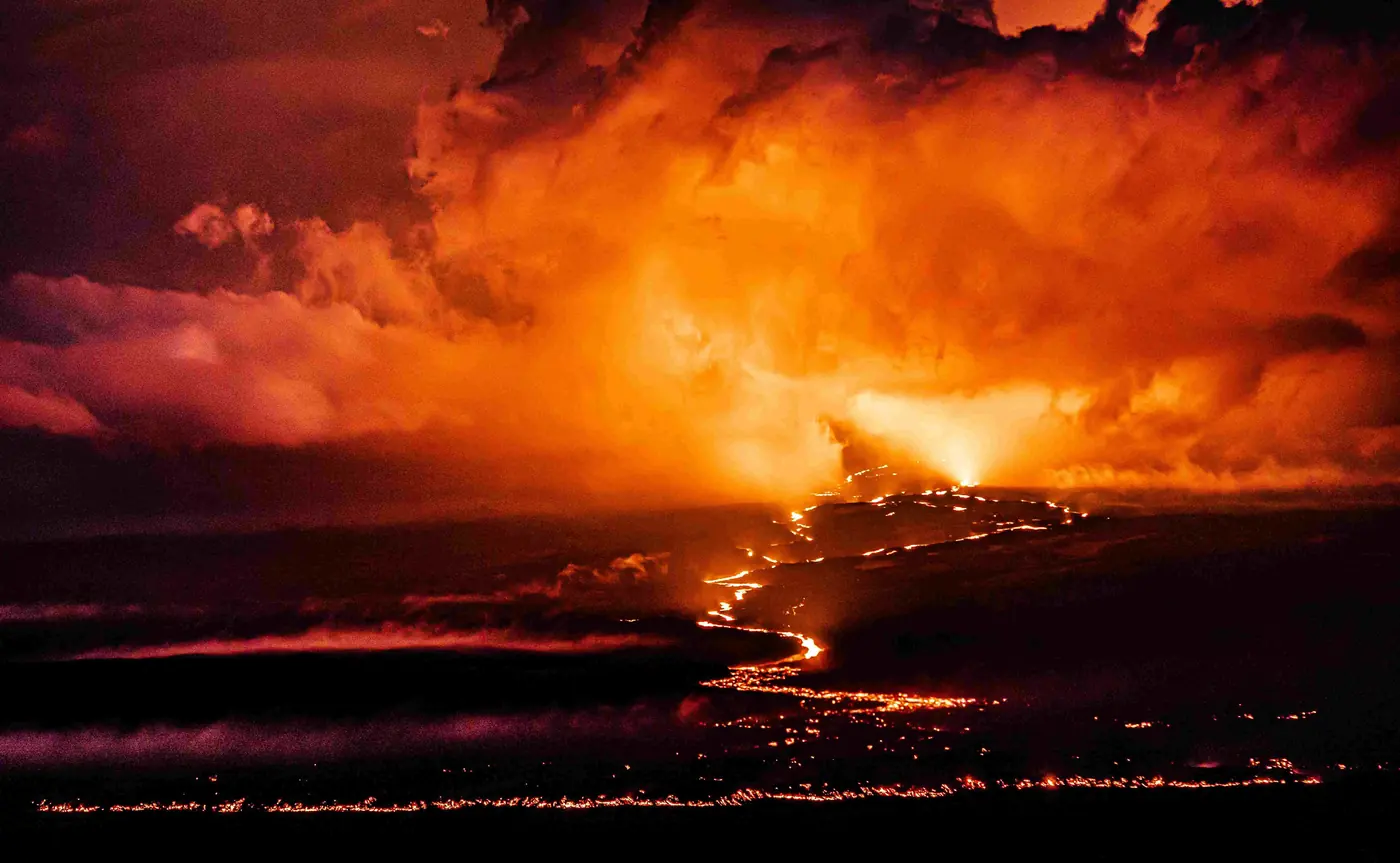 Hawaii volcanic terrain panoramic