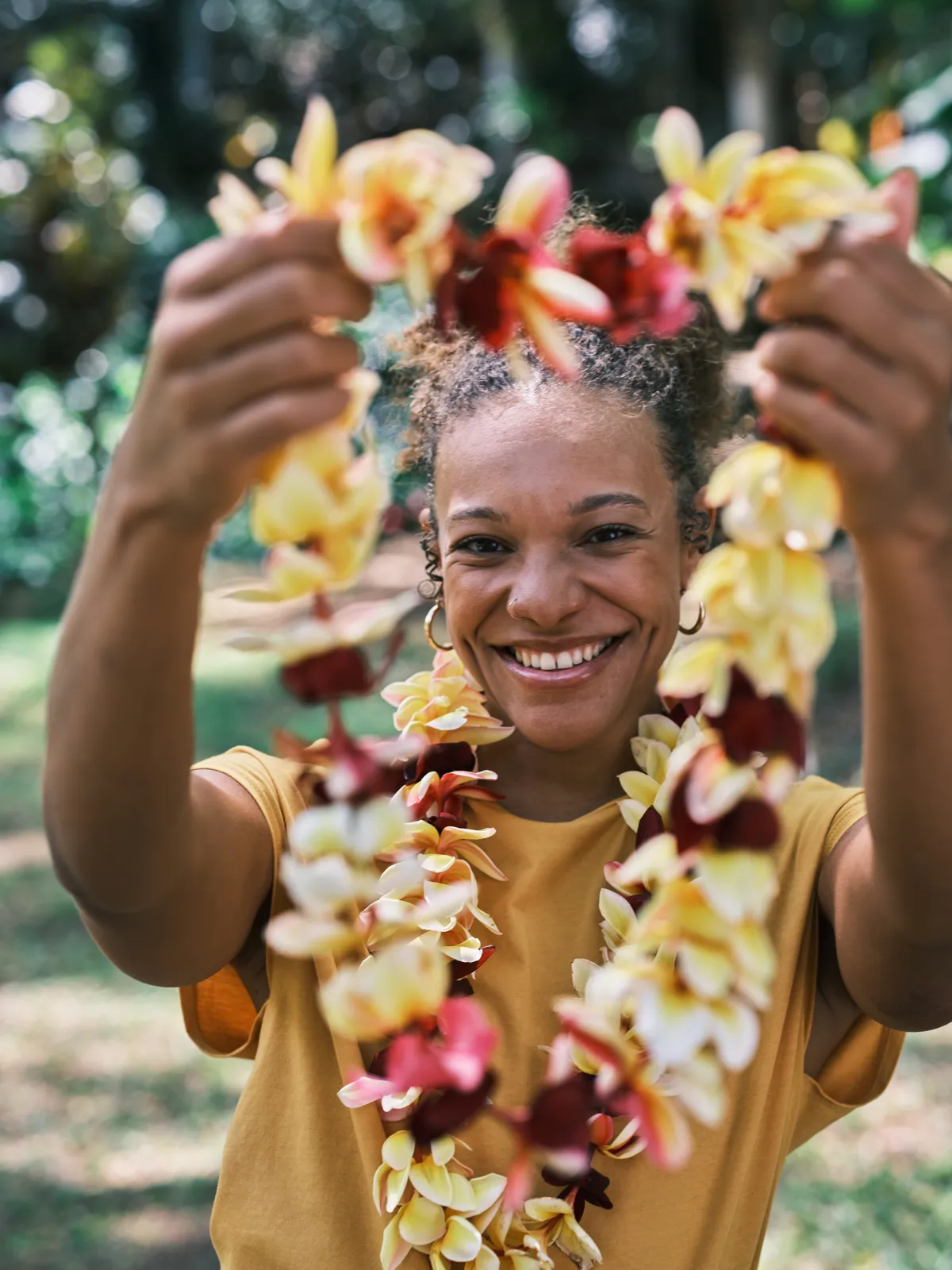 Cheap car rental Kona Big Island Hawaii, no hidden fees, fresh lei welcome